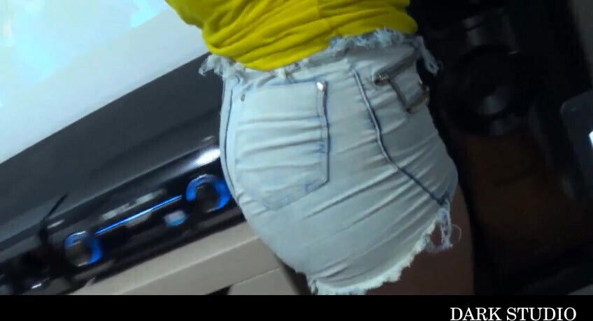 Beautiful Brazilian woman with very nice having with well-endowed boyfriend.