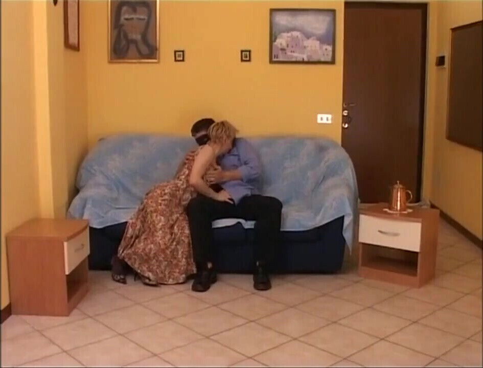 Blonde milf fucking dogging position