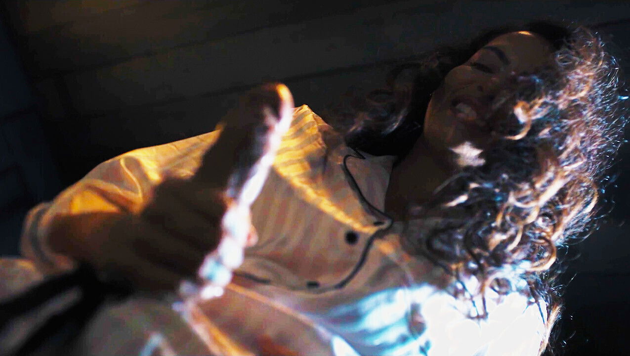 Grows Cock! Real Life Futanari Turns Sexy Brunette Into Hungry Shemale Pussy Eating