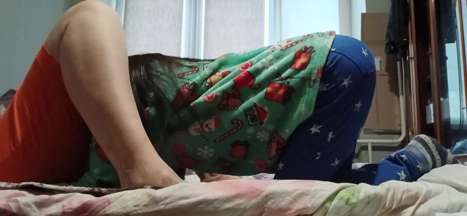 love sniffing licking older women's pussies