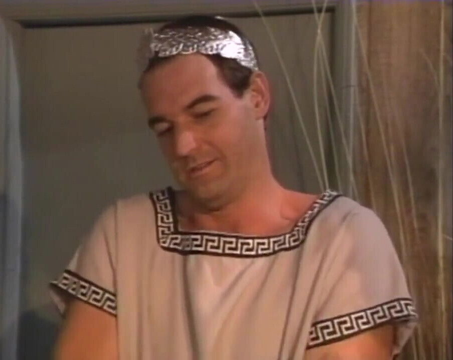 Threesome hairy pussy fucking licking bathroom