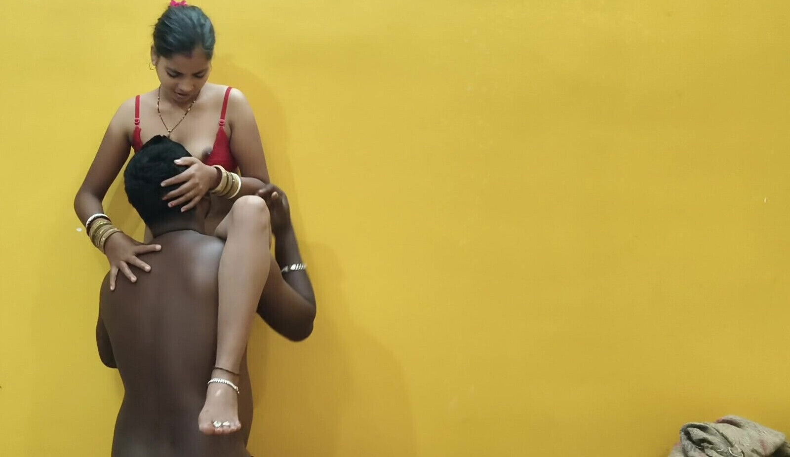 first time sister room romantic Hard fuck full night masti Indian couples