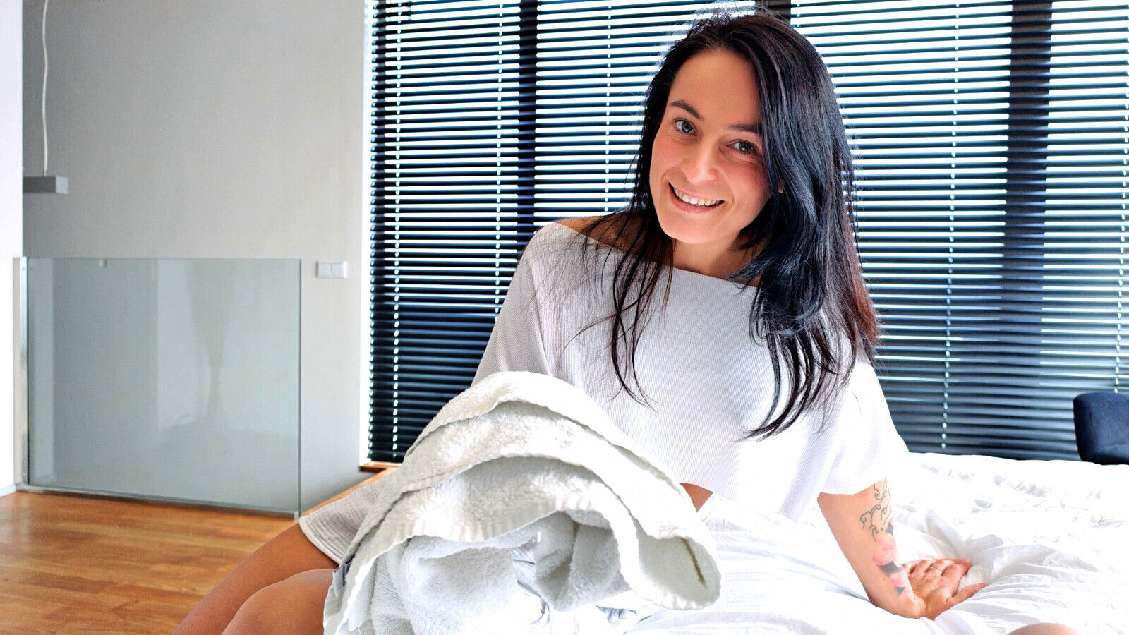 Stepsister Lexi Dona Wanted Just Relaxing Massage! Gets Horny Craves Hard Cock!!!