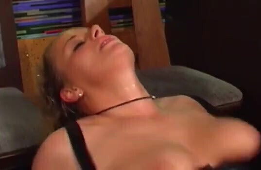 MILF Claire wide open pussy