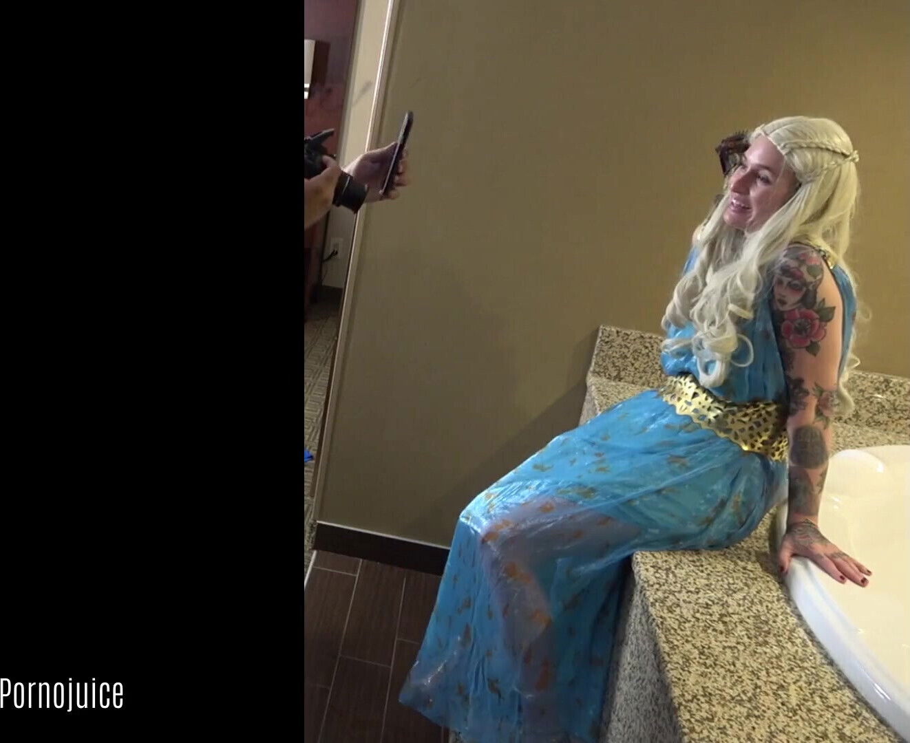 Brooke Rose Plays with Black Jacuzzi