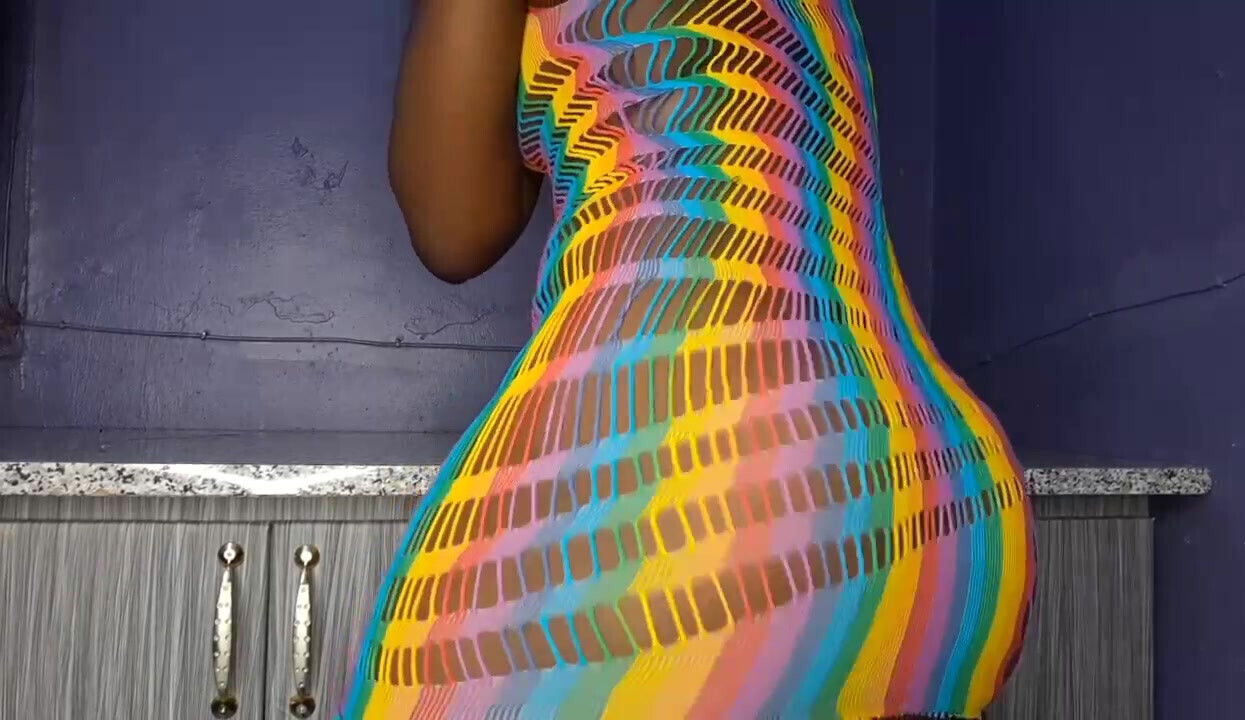 Playing with Petite Ebony Punani