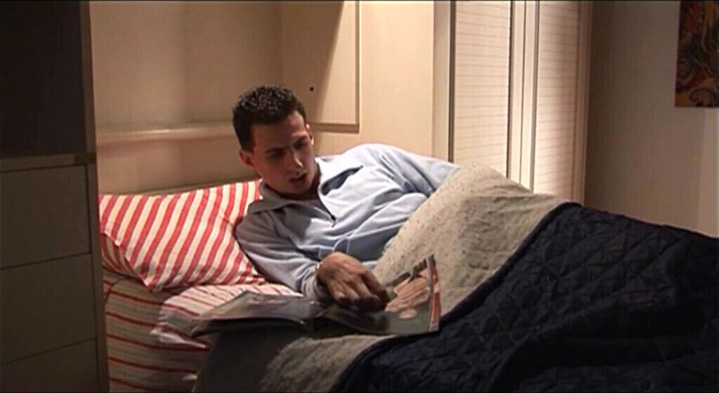 Italian Stepmom with Hairy Pussy Sexy Stockings Seduces Stepson