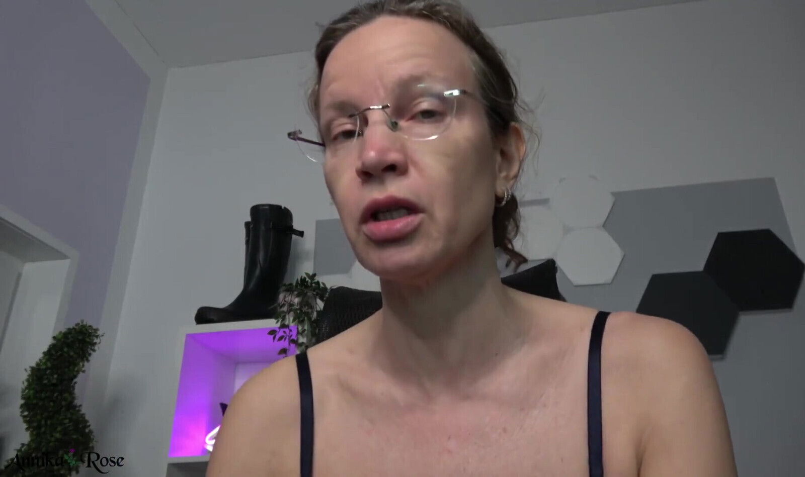 Here Will Learn Give Head Like Good Sissy!