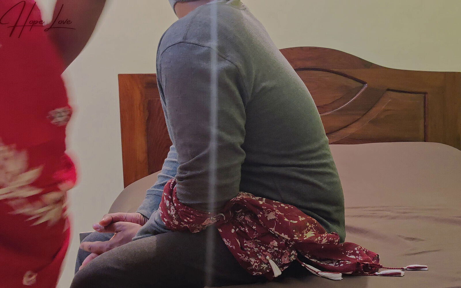 Horny Housewife Brings When Husband Work