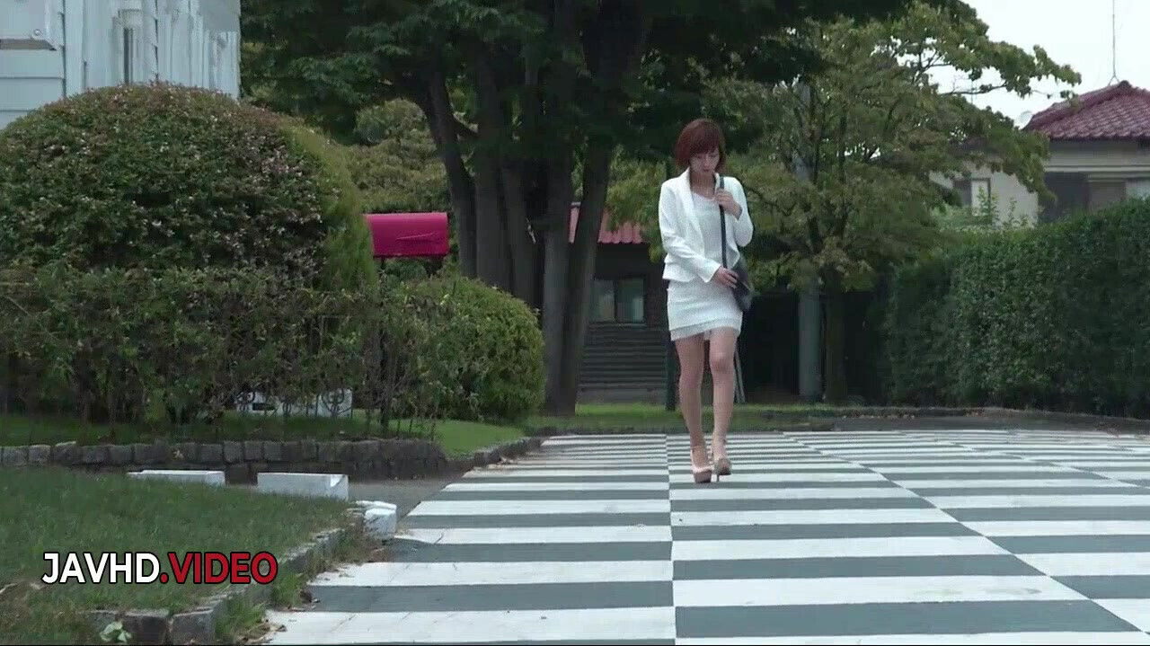 Naughty Wife Gives Sloppy Japanese Blowjobs Passionate Scenes