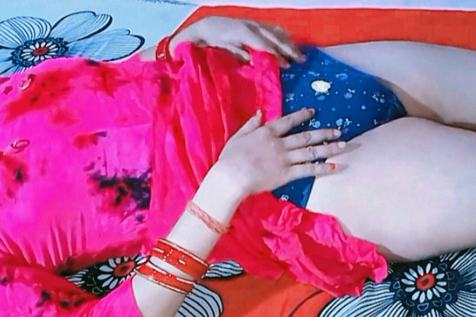 spent romantice moment with beautiful girlfriend