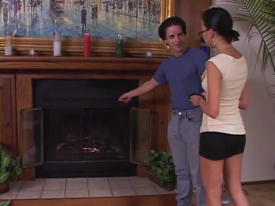 Sexy Brunette MILF with Nice Fucked Creampied Inside Pussy