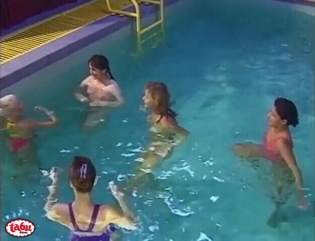 Tabu Film Classic: Bathing