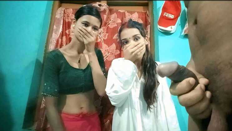 Indian Boyfriend Threesome with 18yr Cute Girl Stepsis Hardcore Home Fucking