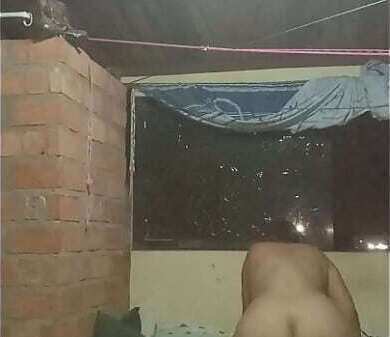 Mamando verga calienta monta encima