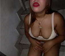 This neighbor mine always comes into room when there light, typical what always happens here Venezuela: power goes when bored fuck