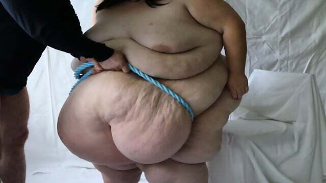 SSBBW Infinity Belly Bondage