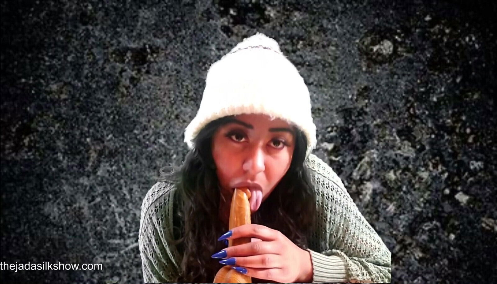 Jada Silk's oral grunge party