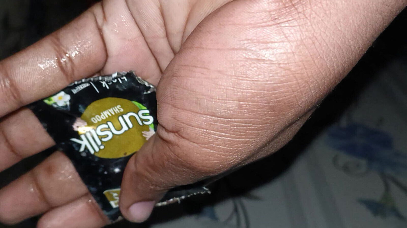 masturbation Sunsilk shampoo.