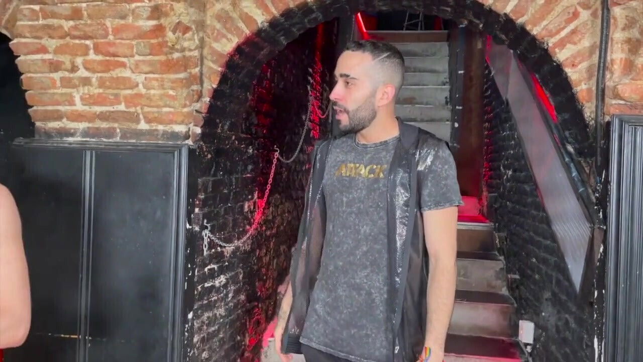 lagarto fucked dick Alexis Clark