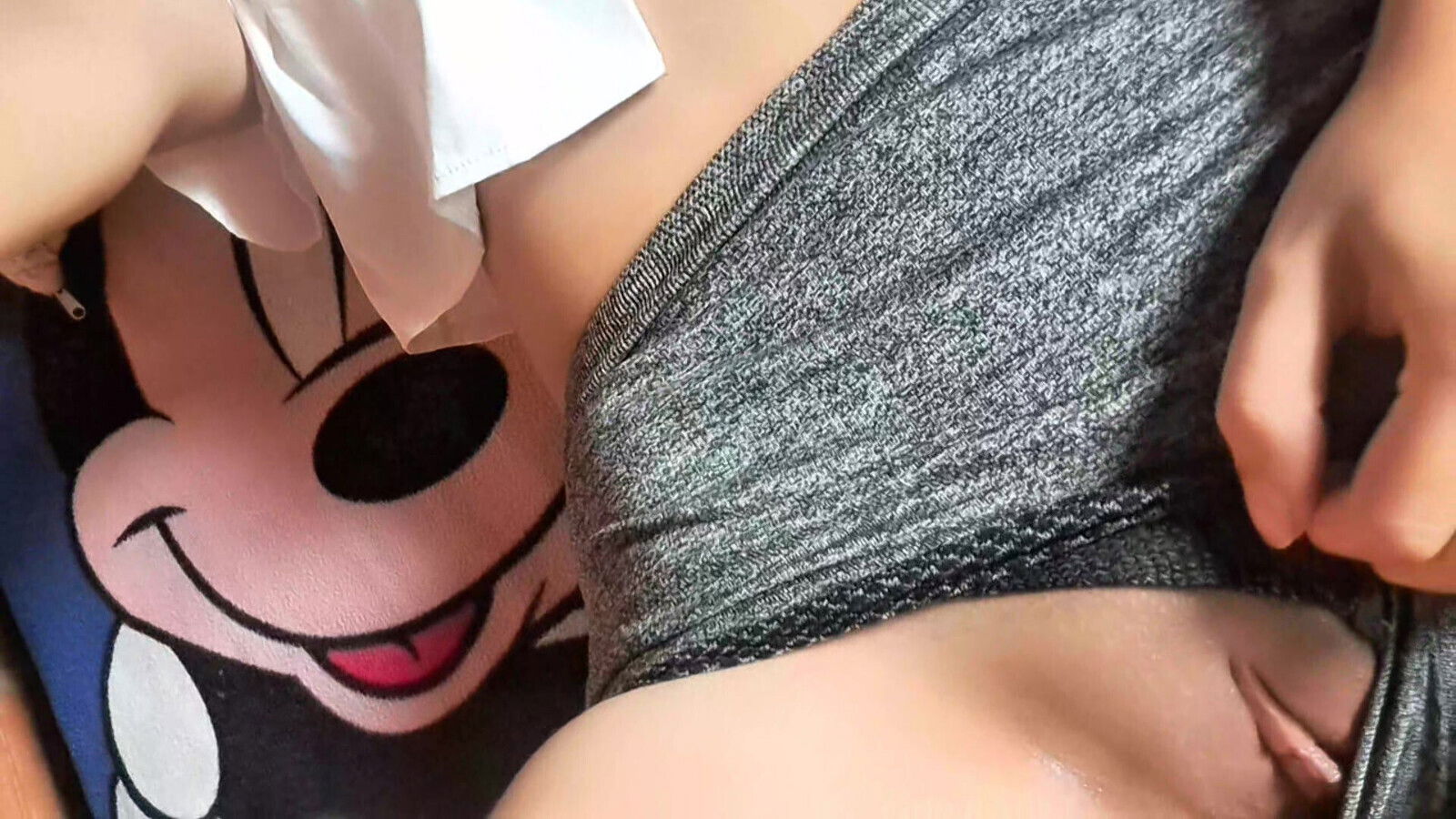 CHICA TRAICIONA ESPOSO HERMANASTRO