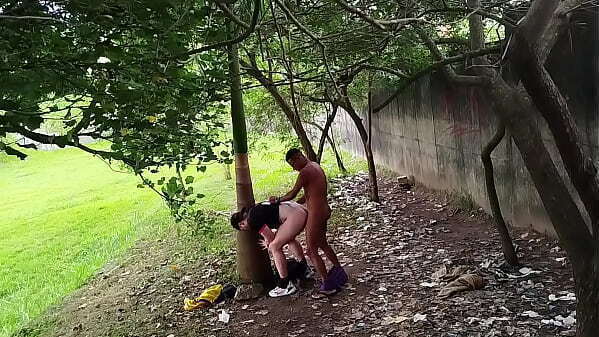 TRABALHADORES FLAGRADOS HORA ALMO&Ccedil_O FAZENDO SEXO FUNDOS EMPRESA