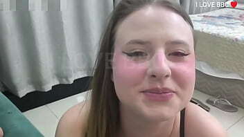 Putinha casada iniciou no porn&ocirc_ e marido n&atilde_o gostou - Diz ela que o marido ficou com ci&uacute_mes quando viu 24cm de rola grossa dentro dela