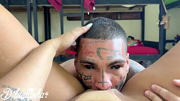 Realizei sonho chupar tr&ecirc_s bucetas mesmo tempo depois colocando cada pelo at&eacute_ gozar dentro