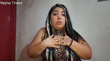 Encontr&eacute_ pitocorto hijo vecina pajeandose pasillo departamento tanga sucia mano! Tendr&eacute_ castigarlo jajajaja