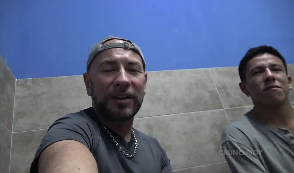 Latino Twink Fucking Romantik