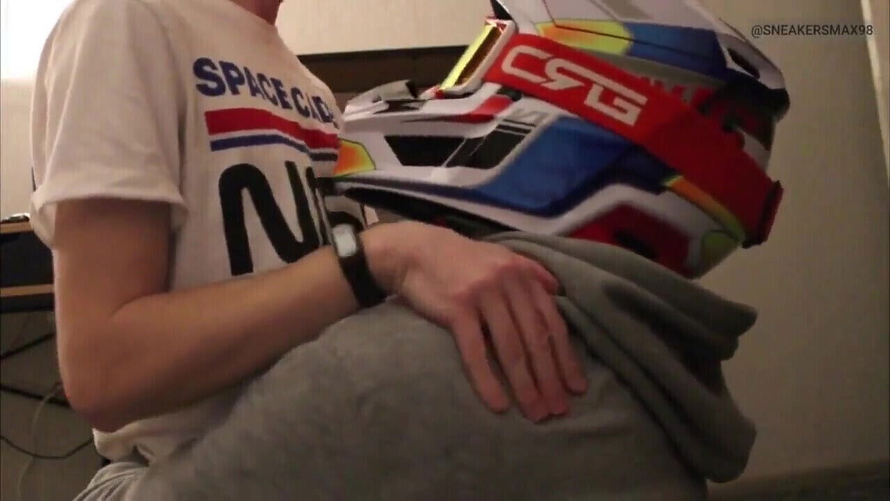 Gearhead Mxhelmet Sucking Dick