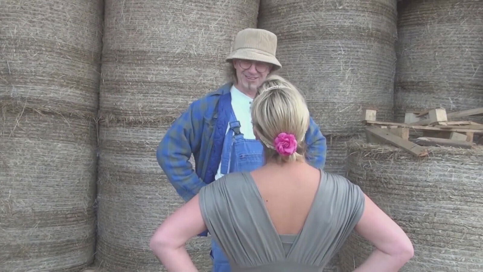 German outdoor Milf fucked hard