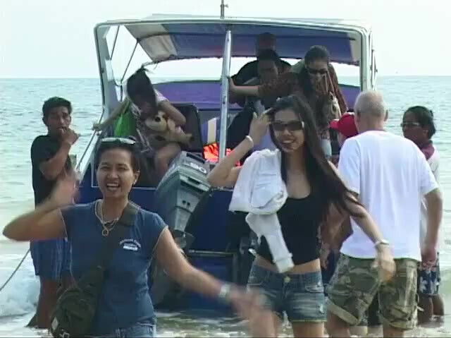 Foxy asian hotties posing beach