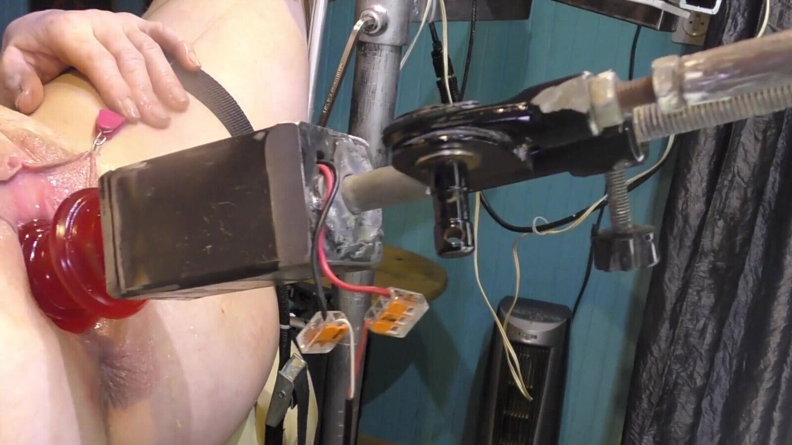 Spread Pussy Fucked Machine