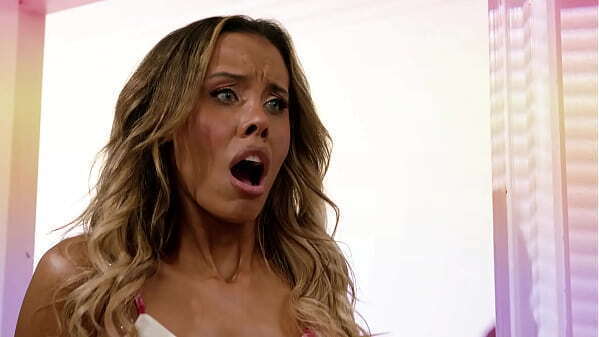 Stepmom Horrified After Catching Stepdaughter With Stepsis Kylie Beau, Annie King, Emma Rosie