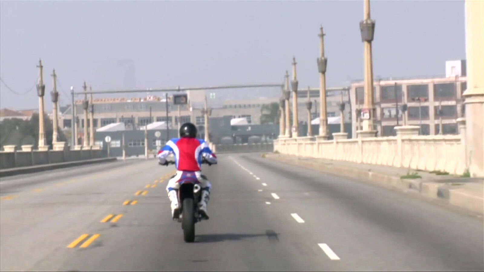 Hard penetrated cherry luscious bitch bucket looks petite full sperm