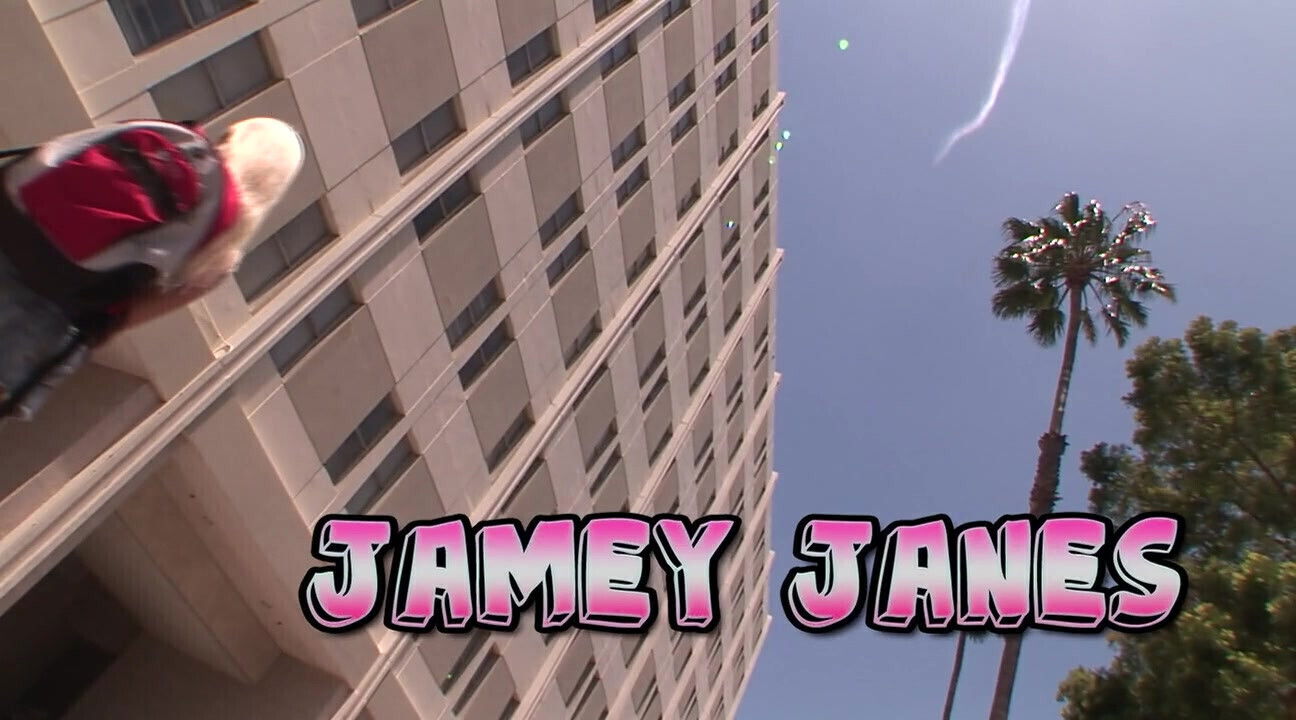 Sensual Massage Turns Into Deep Pussy Fuck