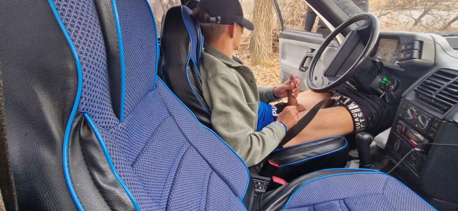 Cruise Publicly Fucked Young Student's Tight Femboy Hole Cold Autumn