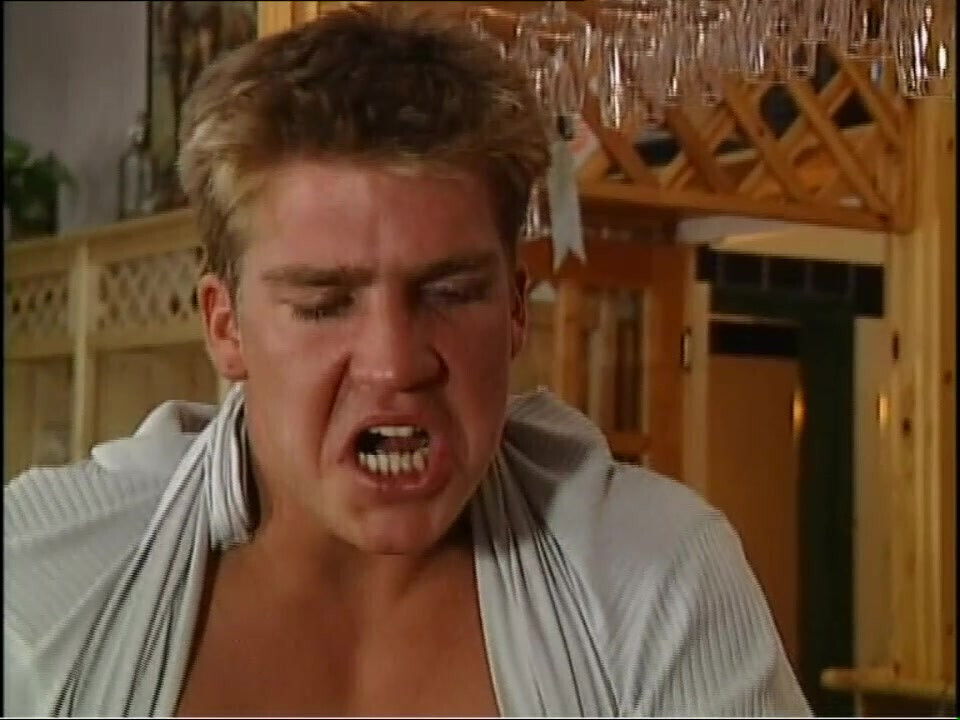 Mature Busty Chubby Fucked Waiters with Cocks Restaurant