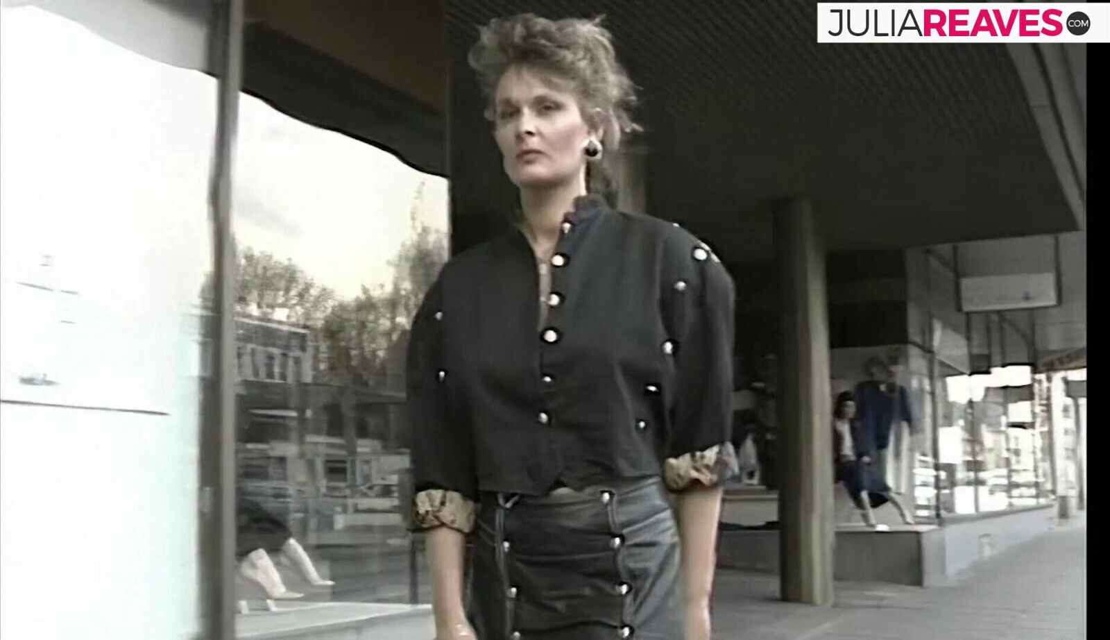 Milf rides hard after giving blowjob