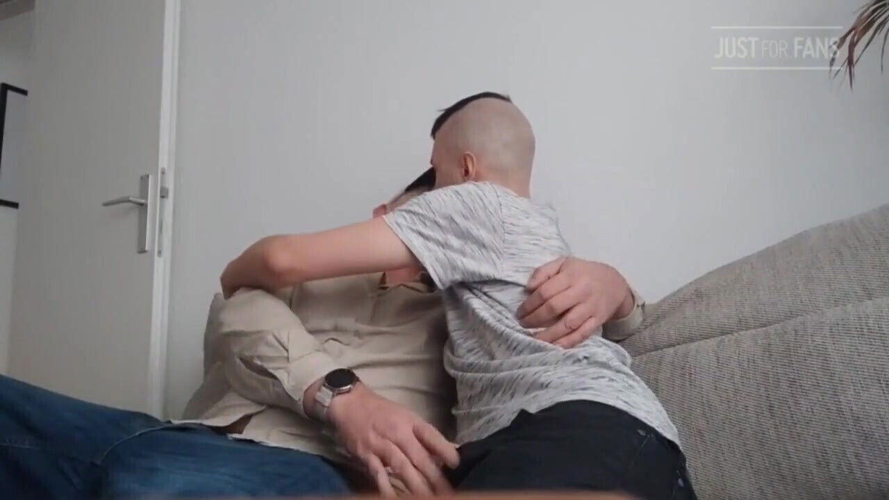 Young with Stepdaddy. Kissing Blowjob Video