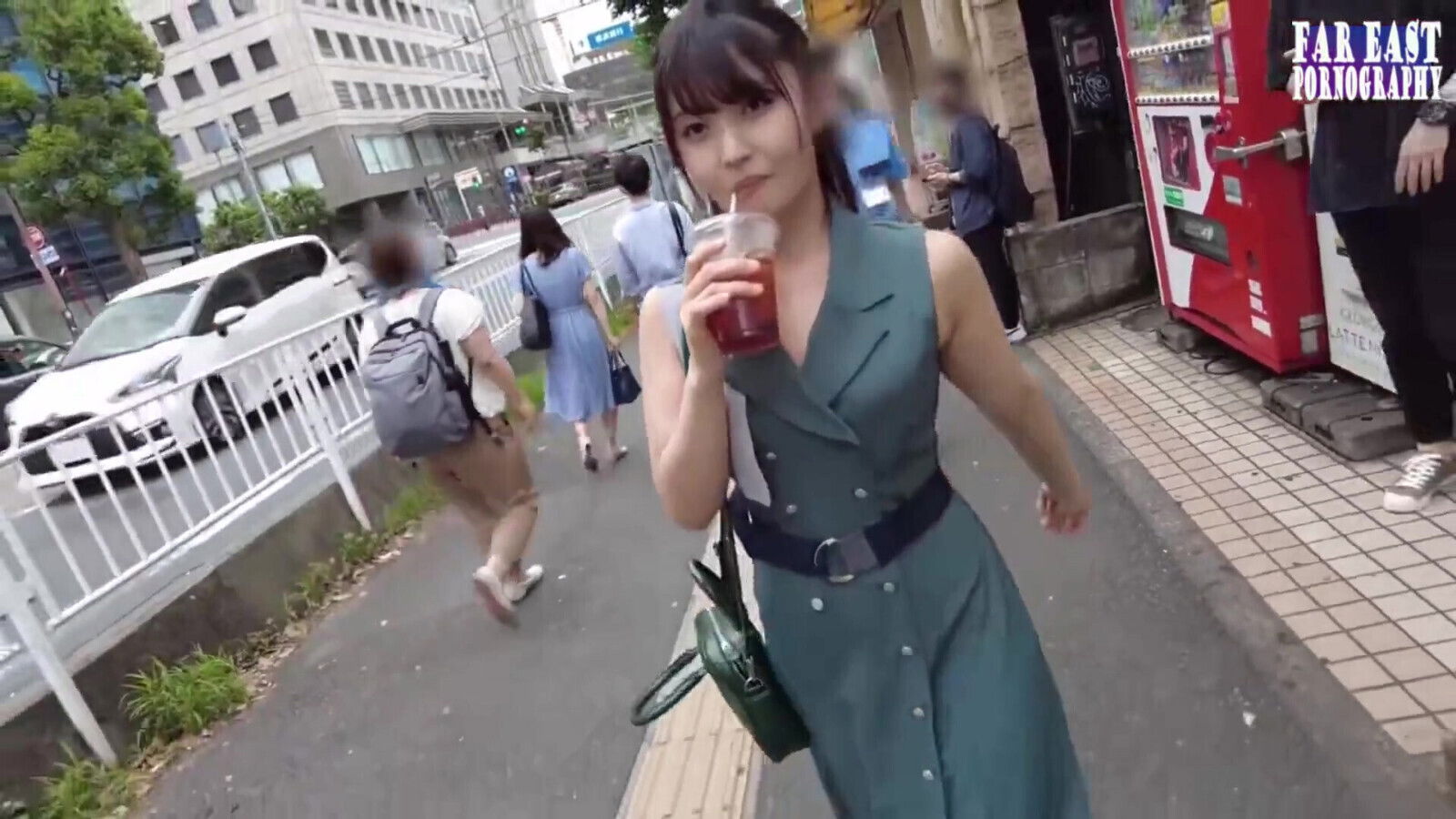 Cream-kiss Stroll with Mouthful Tease Savoring Every Warm Swirl Phase.1