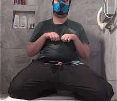 pisse dessus comme chien idiot masturbe