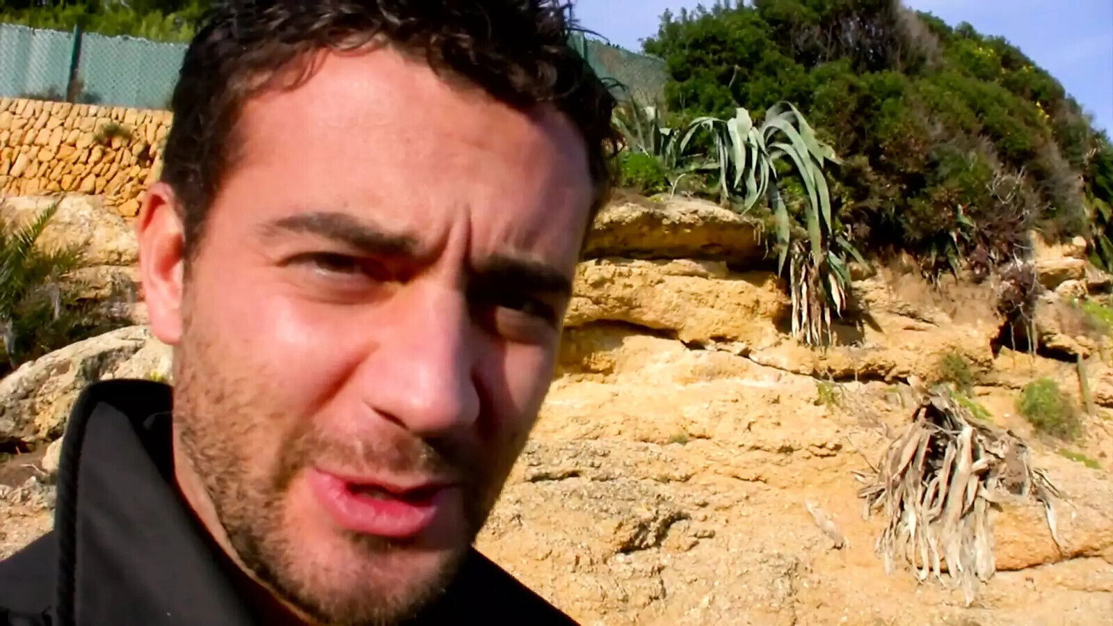 Love triangle with Yesenia Rock Julia Lucia sluts