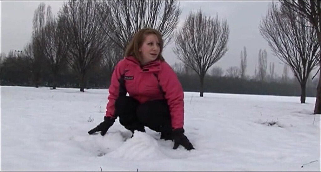 Holidays Snow Blowjob Cottage