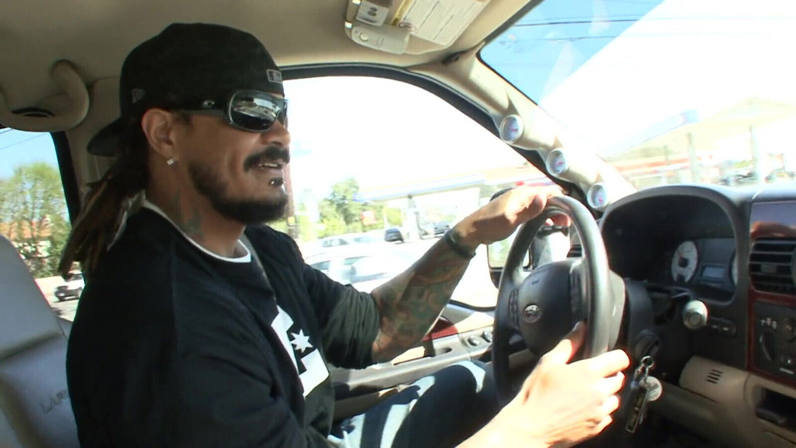 Busty slut gets pussy drilled