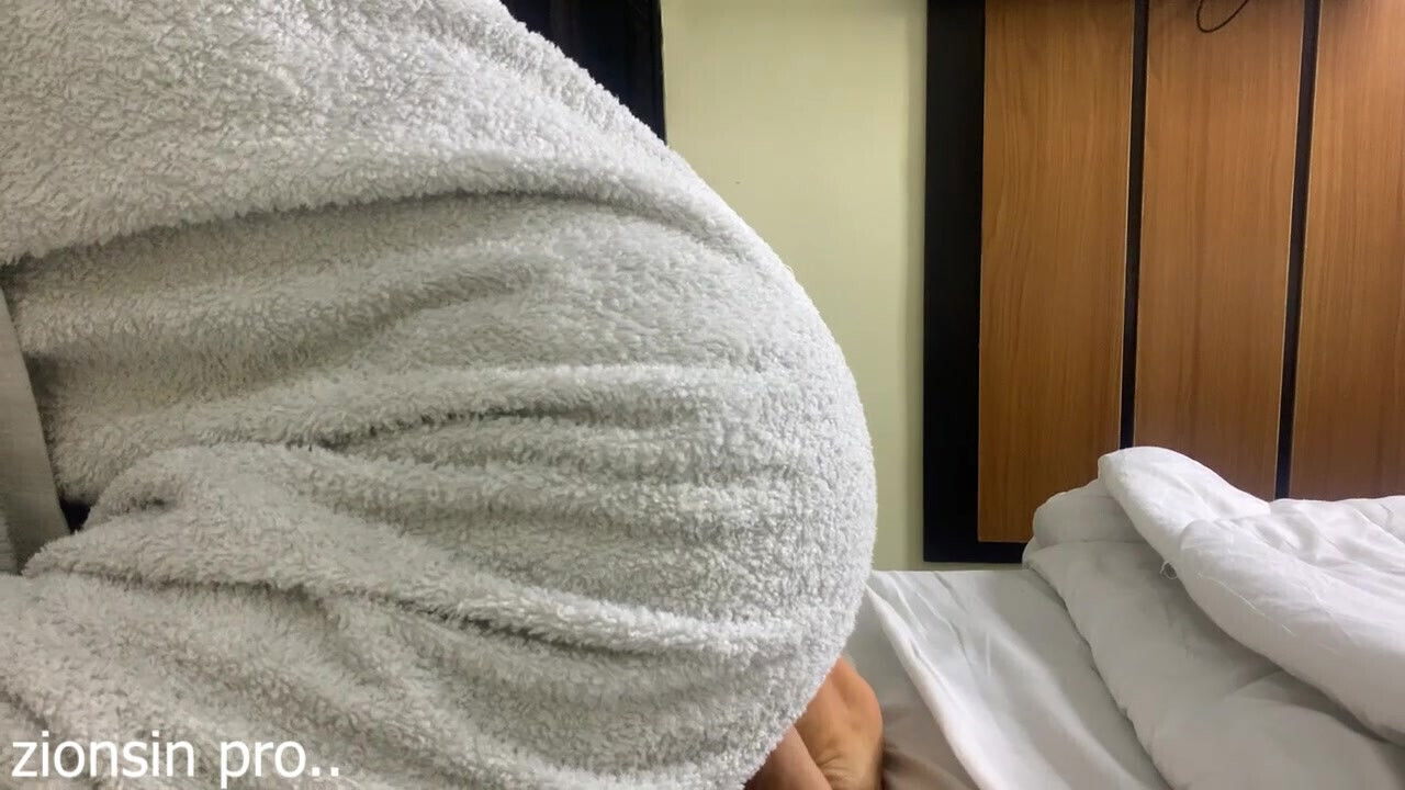 Slim Black Teen Strip Tease Finger Fuck Herself