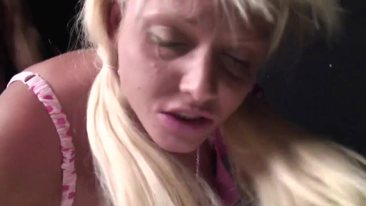 Mature boobs slut likes hard