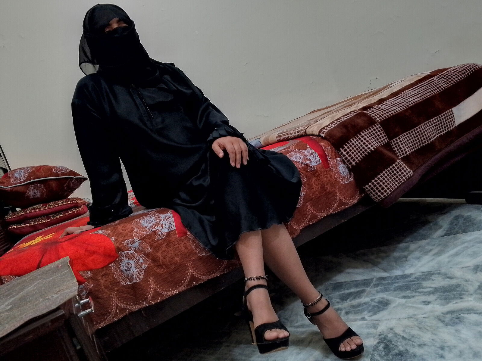 Desi Beautiful Muslim Hijab Girl