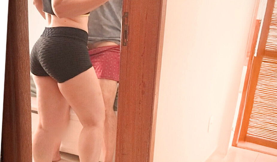 Married Loves Giving Secret Blowjobs